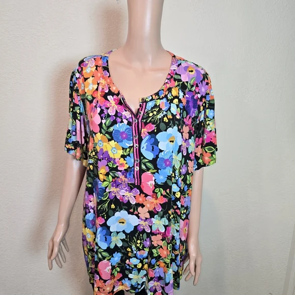 Johnny Was Wild Bloom FLUTTER SLEEVE HENLEY Woman’s Size 2x - Picture 13 of 16